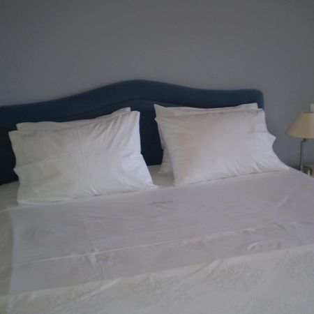Athena Hotel Milopotamos  Bagian luar foto