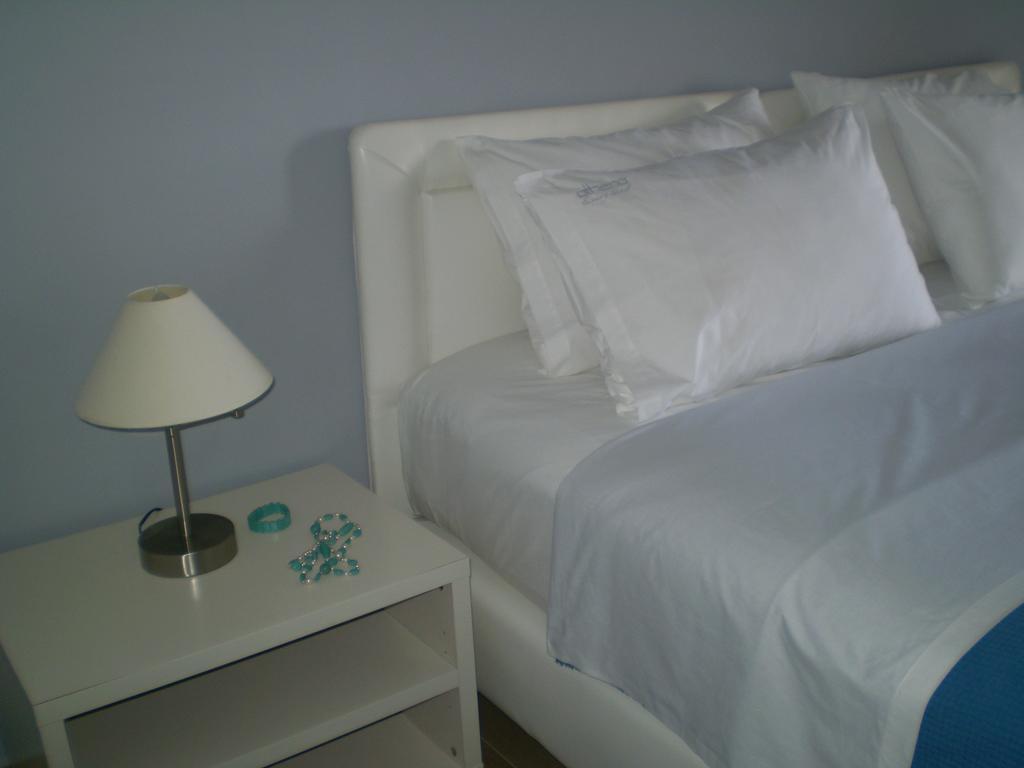 Athena Hotel Milopotamos  Ruang foto