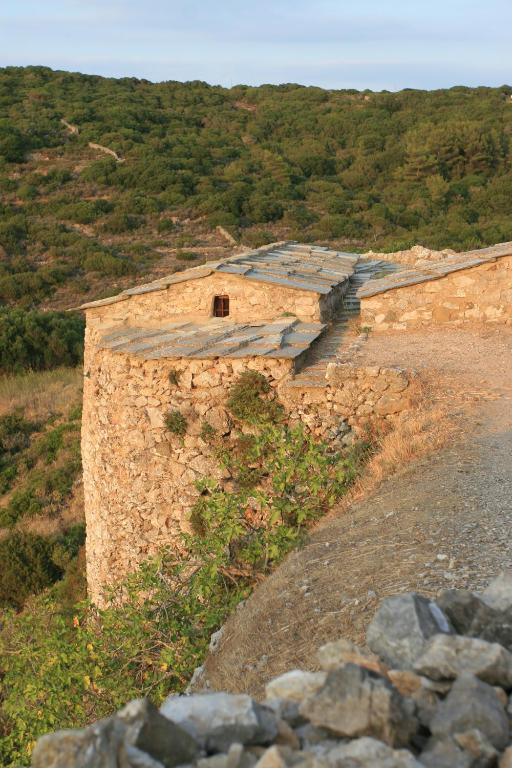Athena Hotel Milopotamos  Bagian luar foto