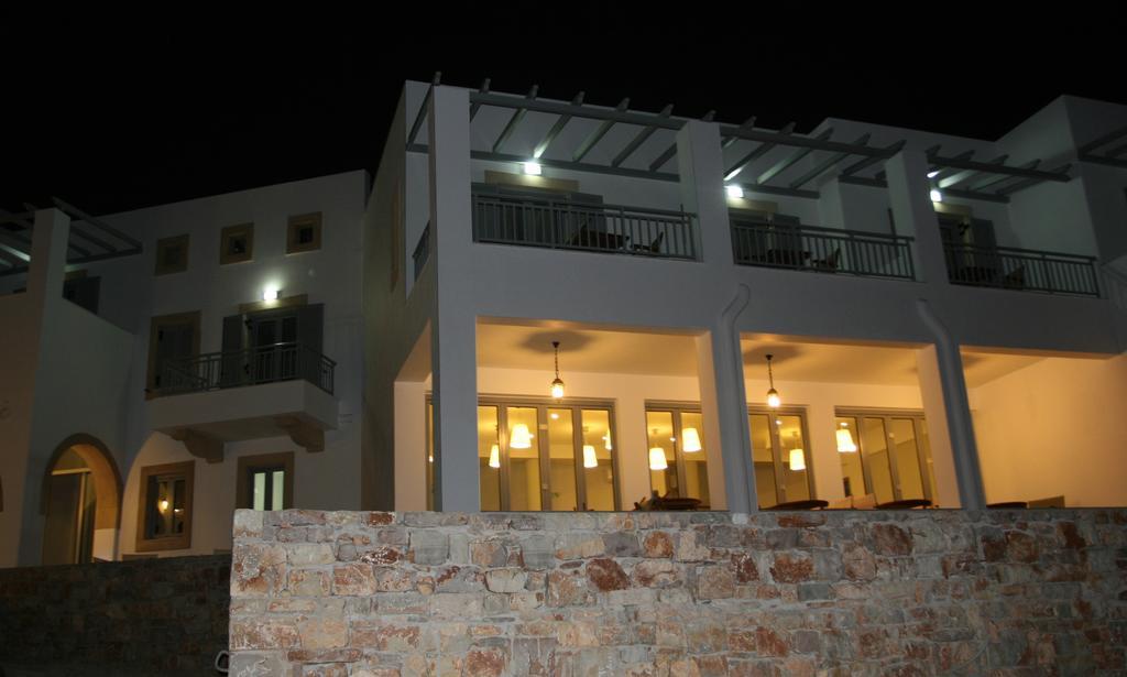 Athena Hotel Milopotamos  Bagian luar foto